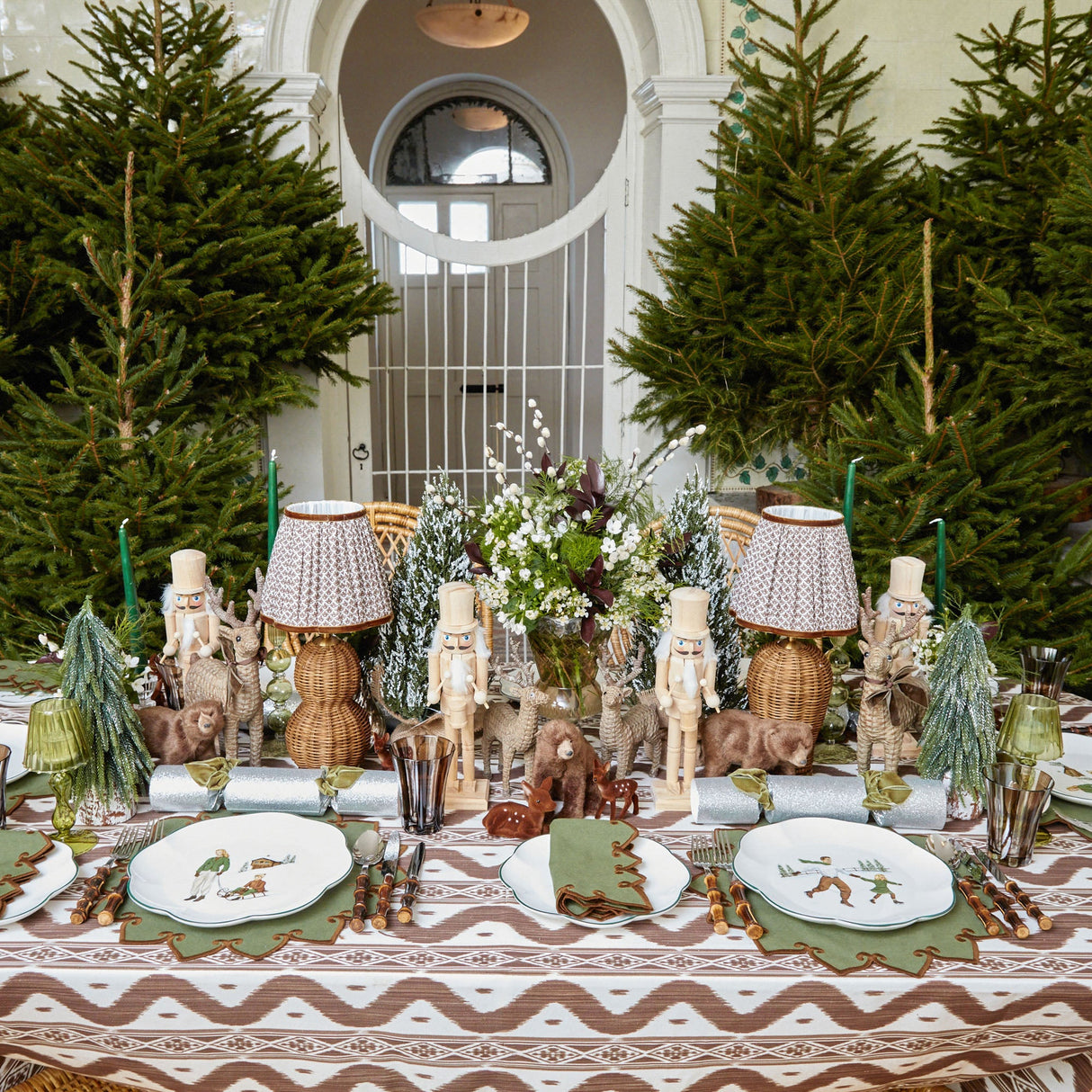 Heidi & Hans Skier Dinner Plate (Set of 4)