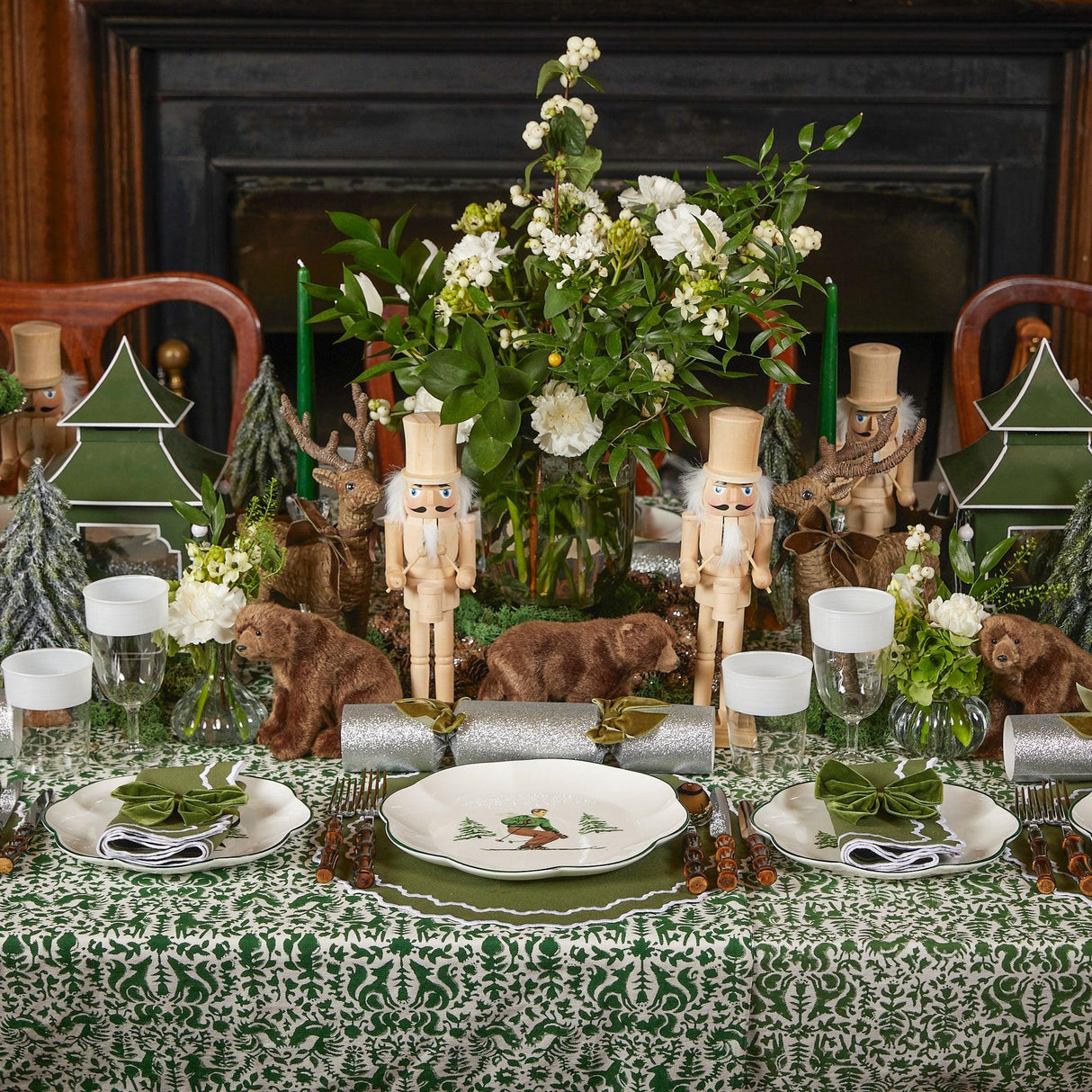 Heidi & Hans Skier Dinner Plate (Set of 4)