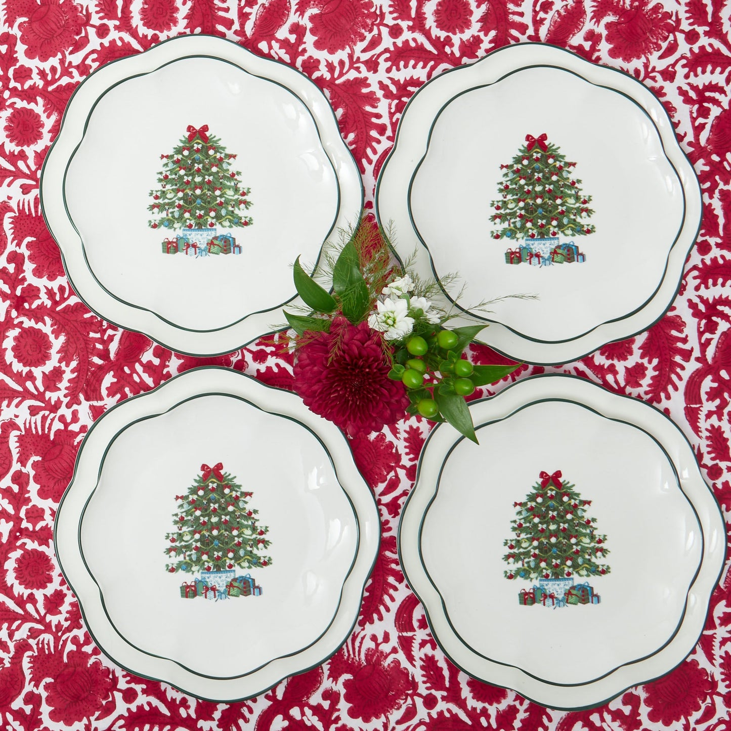 Mrs. Alice Christmas Tree Dinner & Starter Plates (Set of 8)
